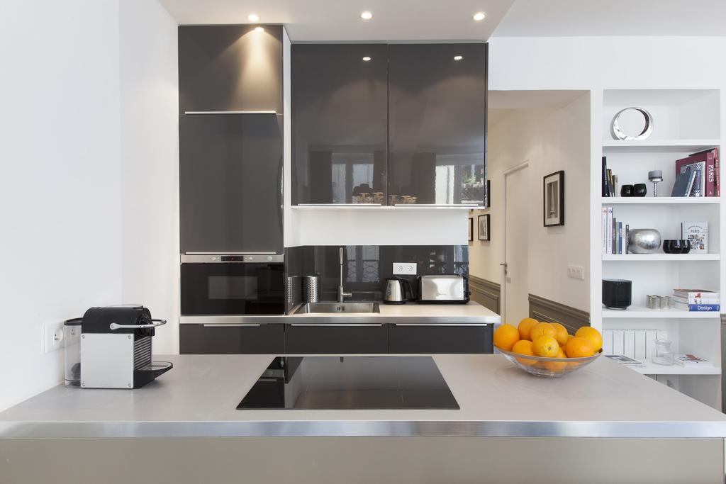 Livinparis - Luxury 3 Bedrooms Grands-Boulevards I Rum bild